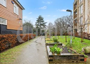 Photo 17- click for photo gallery